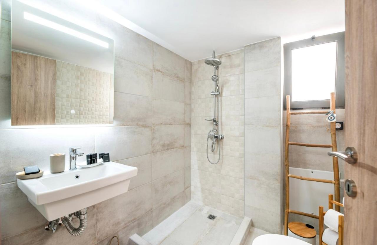 Eleusis Suites Α Zewnętrze zdjęcie